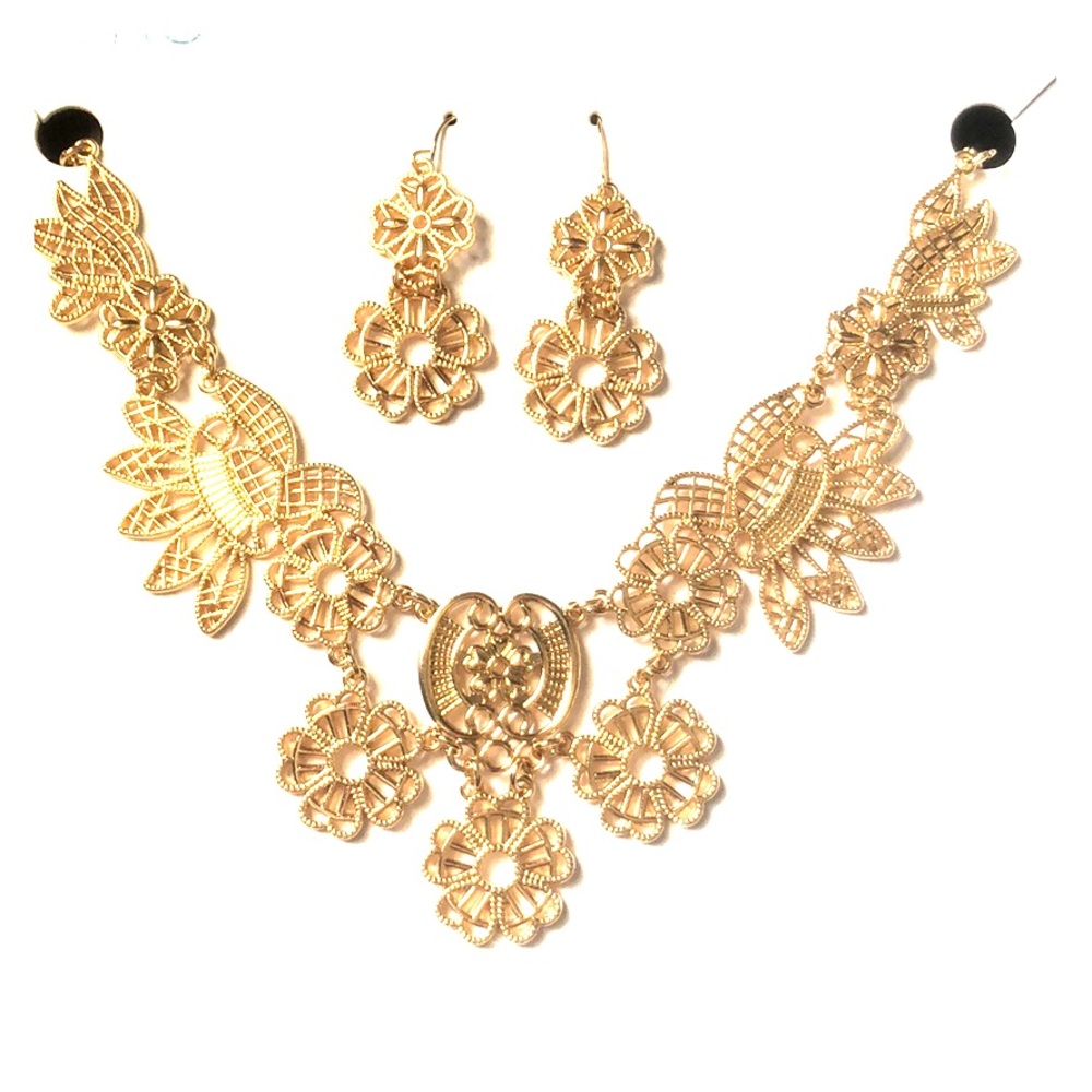 Gold Floral Dangle Earrings $ Necklace Set